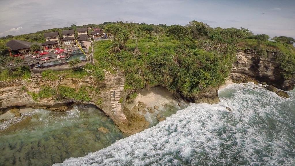 The Palms Ceningan Hotel Lembongan Exterior foto