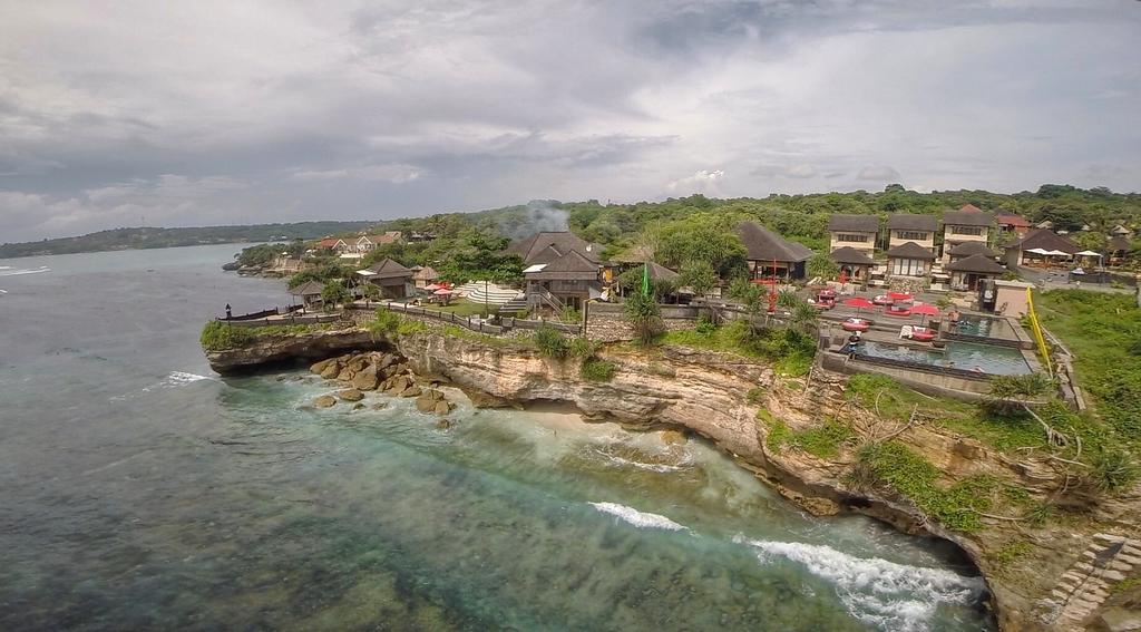 The Palms Ceningan Hotel Lembongan Exterior foto