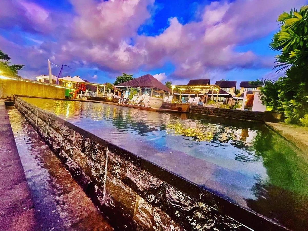 The Palms Ceningan Hotel Lembongan Exterior foto