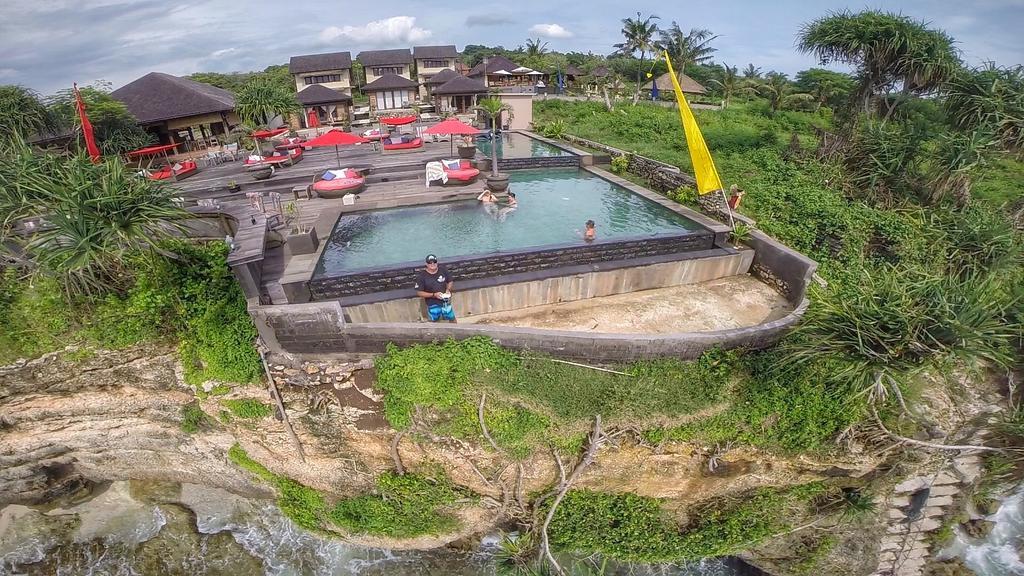 The Palms Ceningan Hotel Lembongan Exterior foto