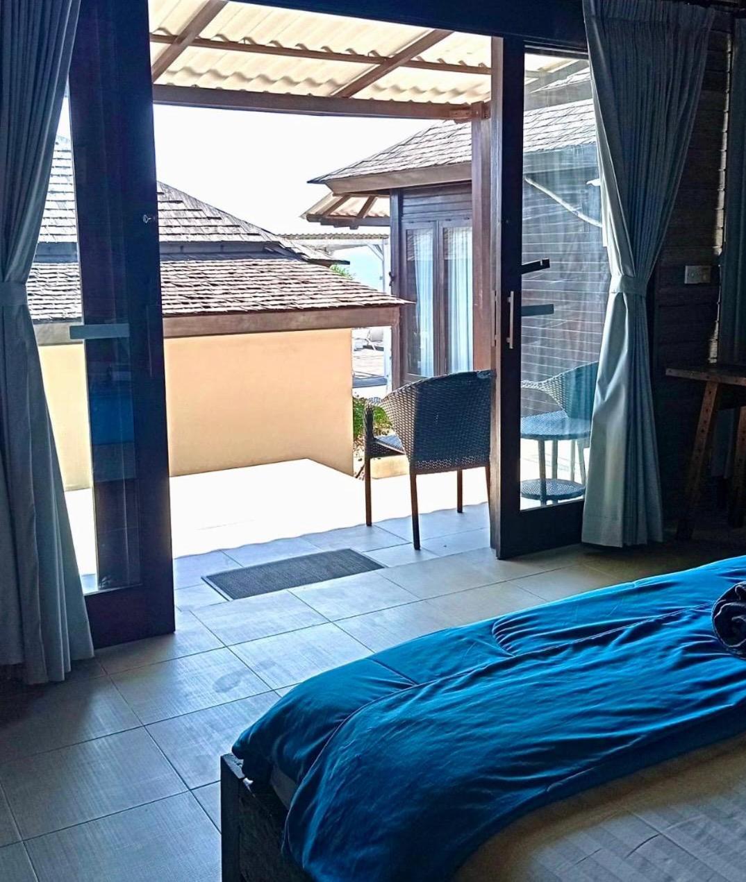 The Palms Ceningan Hotel Lembongan Habitación foto